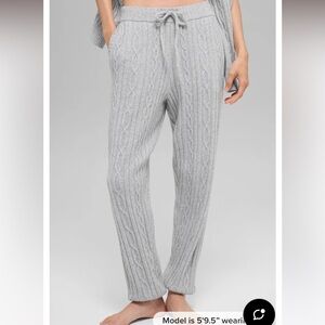 ALO Yoga Cable Knit Winter Bliss Pant in Athletic Heather Grey